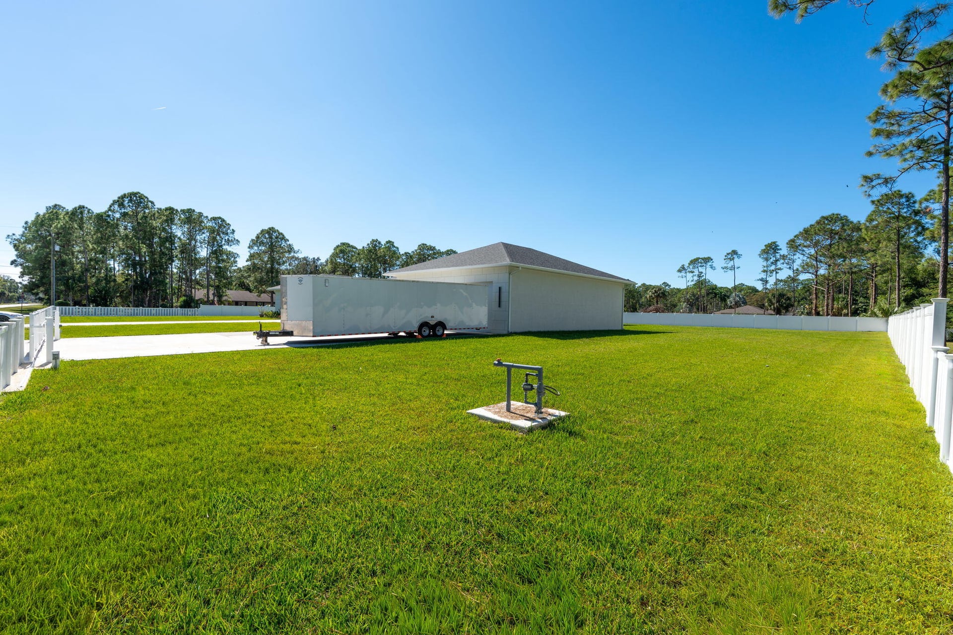 Residence photo 65