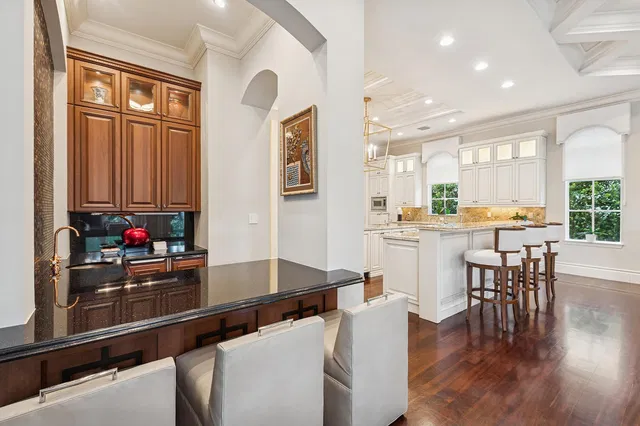 Royal Palm Yacht and Country Club Residence photo 17