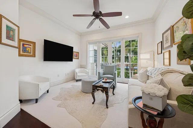 Royal Palm Yacht and Country Club Residence photo 25