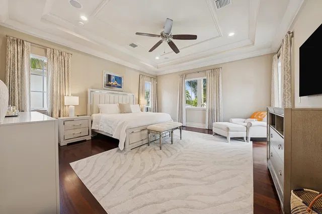Royal Palm Yacht and Country Club Residence photo 26