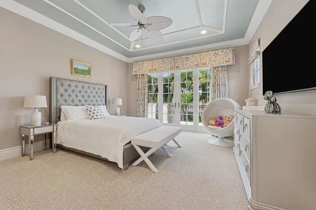 Royal Palm Yacht and Country Club Residence photo 30