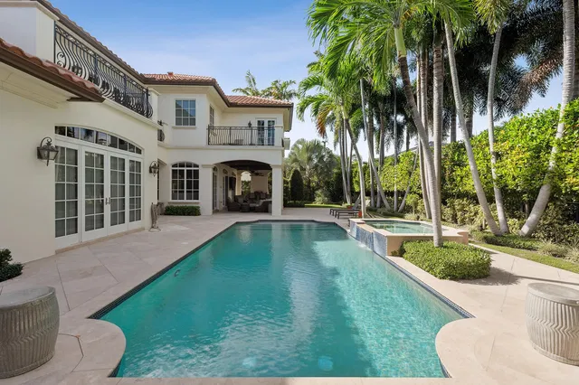 Royal Palm Yacht and Country Club Residence photo 40