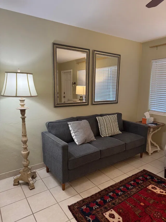 Unit 107 photo 5