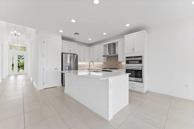  Residence photo 5