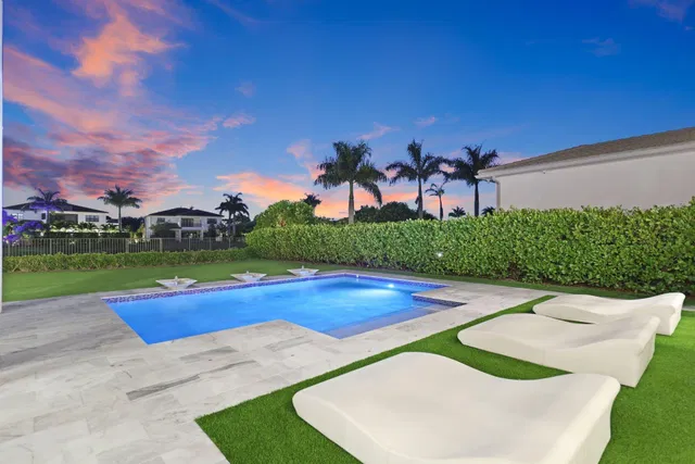 Boca Bridges Residence photo 3
