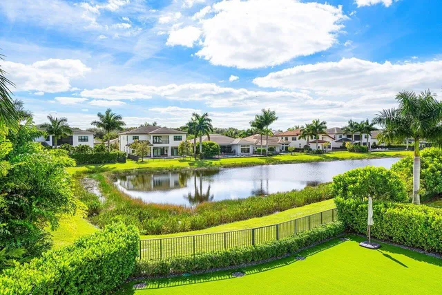 Boca Bridges Residence photo 6