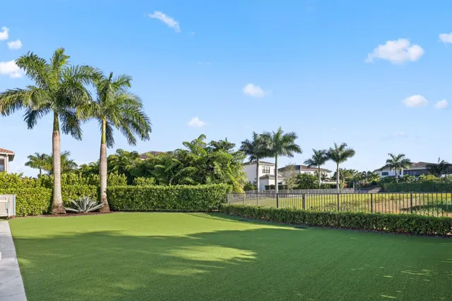 Boca Bridges Residence photo 54