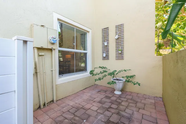  Residence photo 31