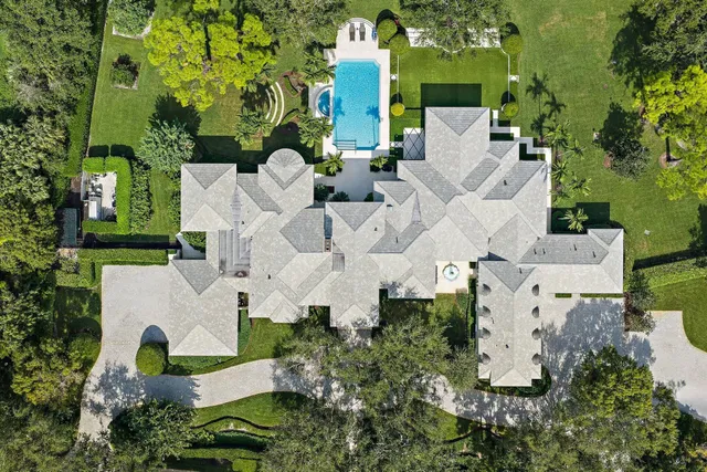 Bear's Club Residence photo 3