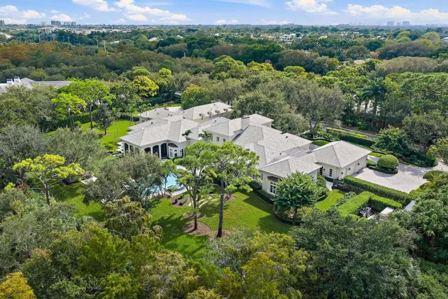 Bear's Club Residence photo 4