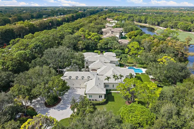 Bear's Club Residence photo 8