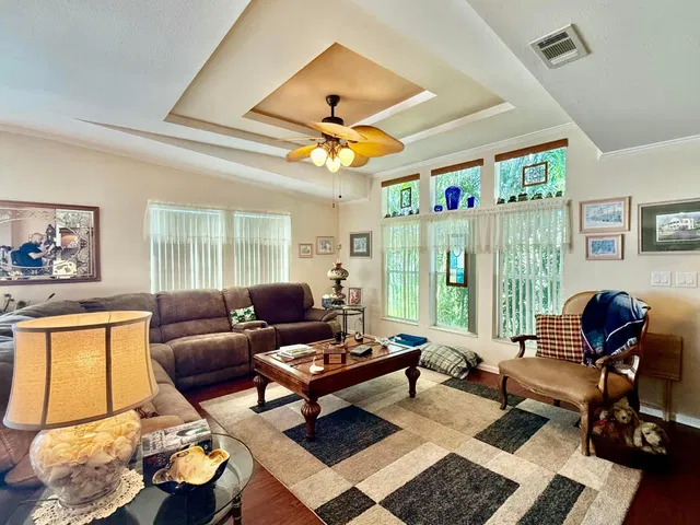 Residence photo 10