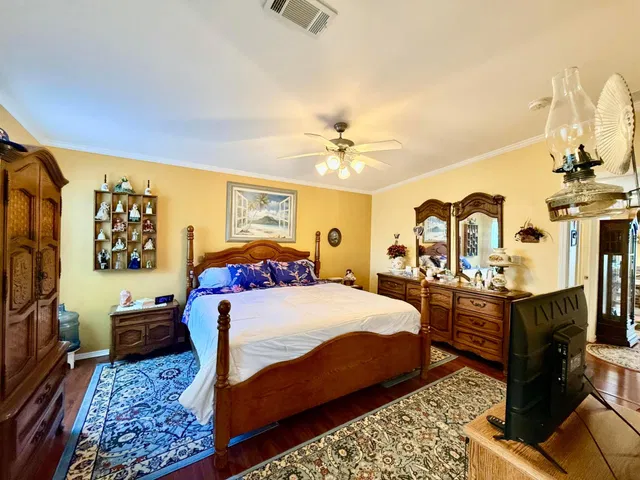 Residence photo 12