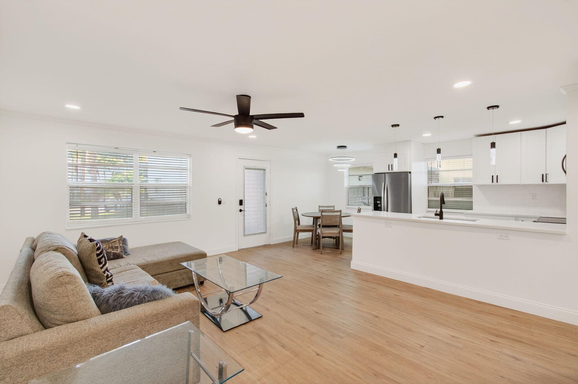  Residence photo 8