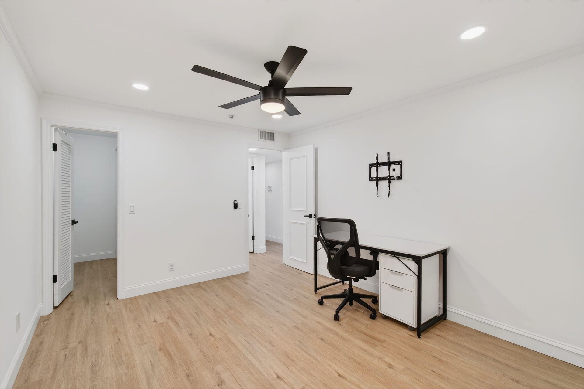  Residence photo 32