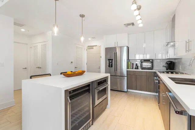 236 Fifth Avenue Unit 301 photo 8