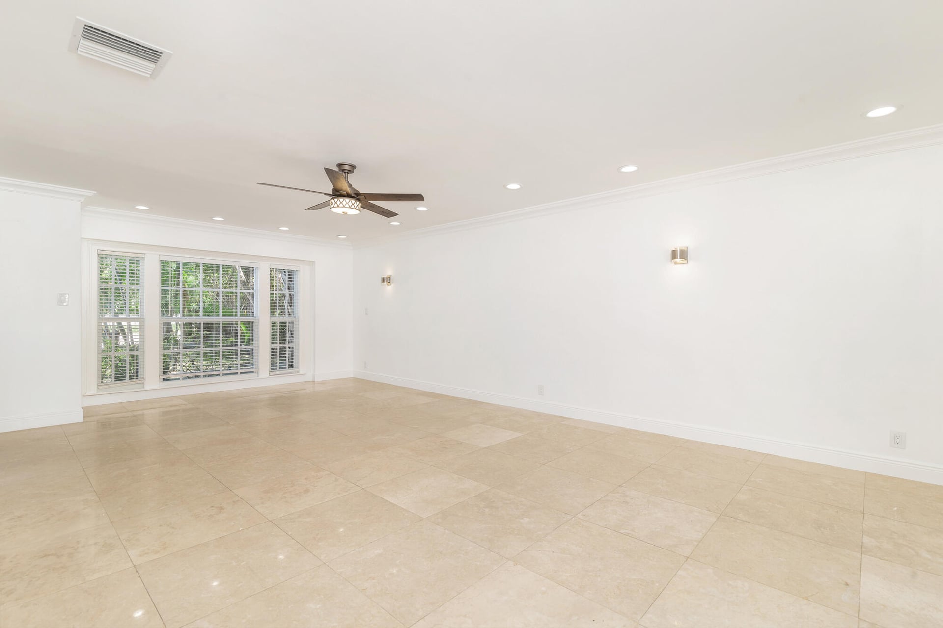 West Palm Beach Residence photo 6