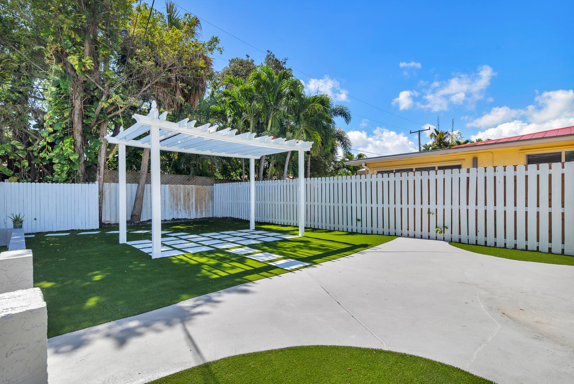 West Palm Beach Residence photo 36