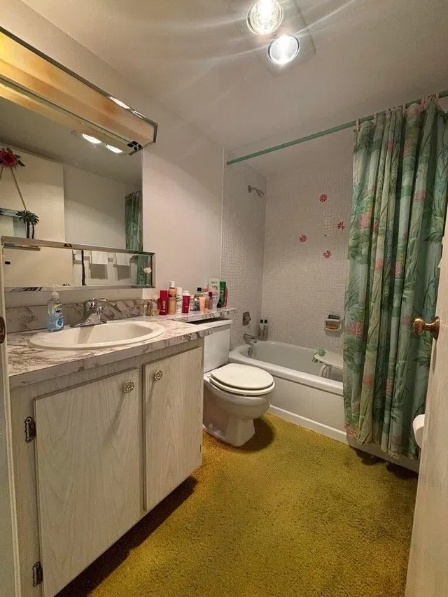  Unit 217 photo 7