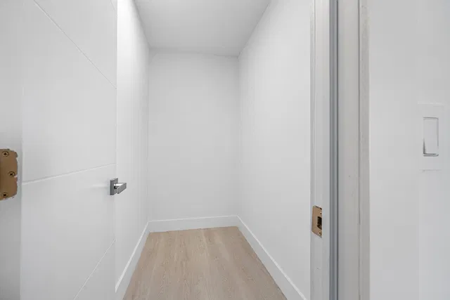 Unit 43 photo 17