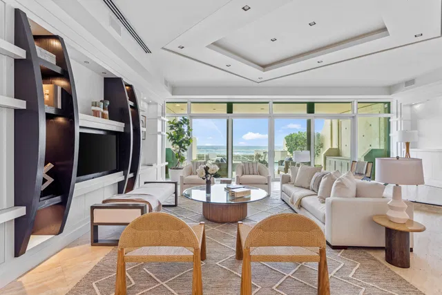 Sloan's Curve Palm Beach Residence photo 10