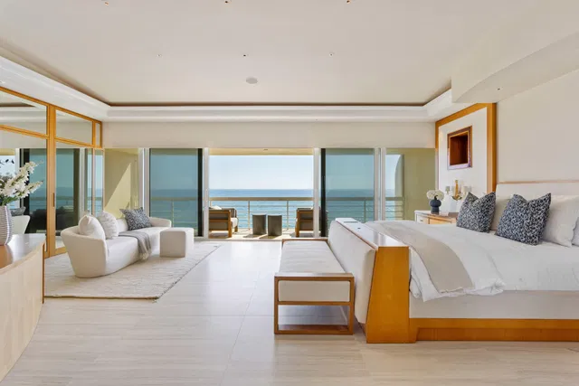 Sloan's Curve Palm Beach Residence photo 19