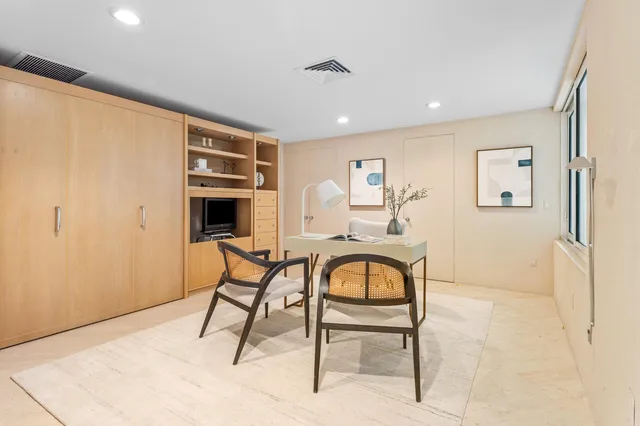 Sloan's Curve Palm Beach Residence photo 29