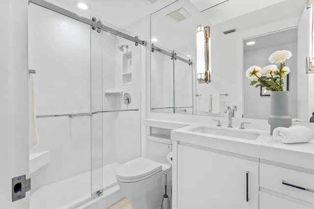 Sloan's Curve Palm Beach Residence photo 32