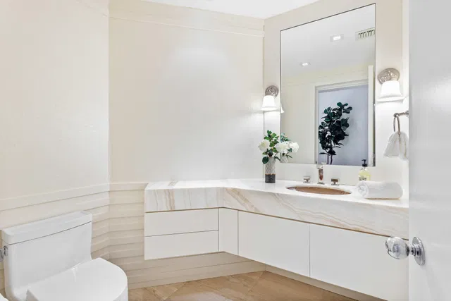 Sloan's Curve Palm Beach Residence photo 37