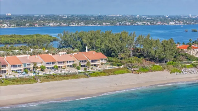 Sloan's Curve Palm Beach Residence photo 38