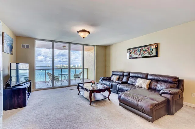 Marina Grande Riviera Beach Unit 1802 photo 5