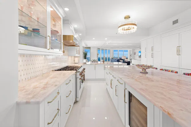 Oceans Edge at Singer Island Unit 1401 photo 2