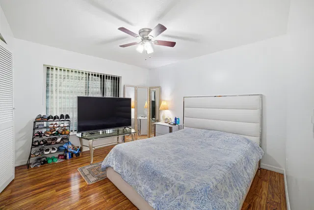 Residence photo 13