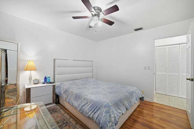 Residence photo 14