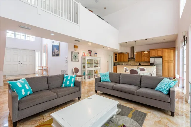 Residence photo 6