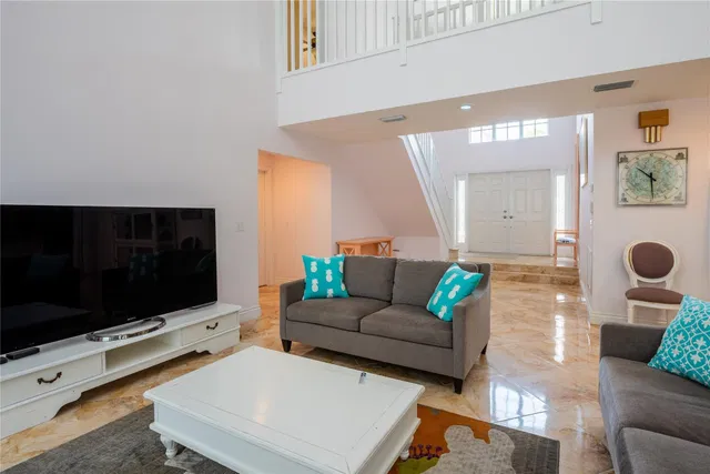 Residence photo 8
