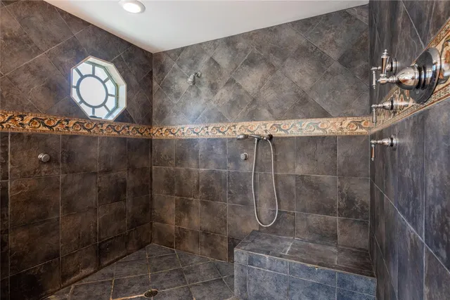 Residence photo 20