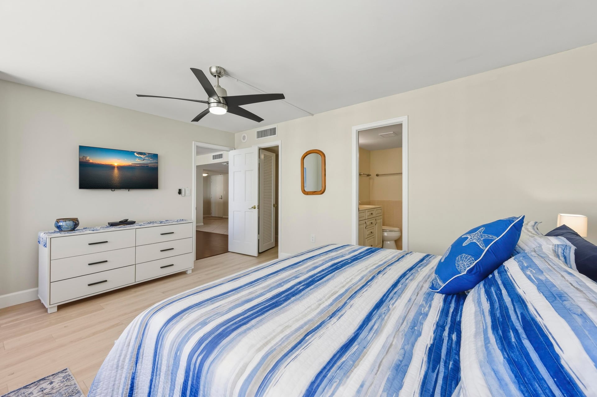 Singer Island Unit 1-1705 photo 8