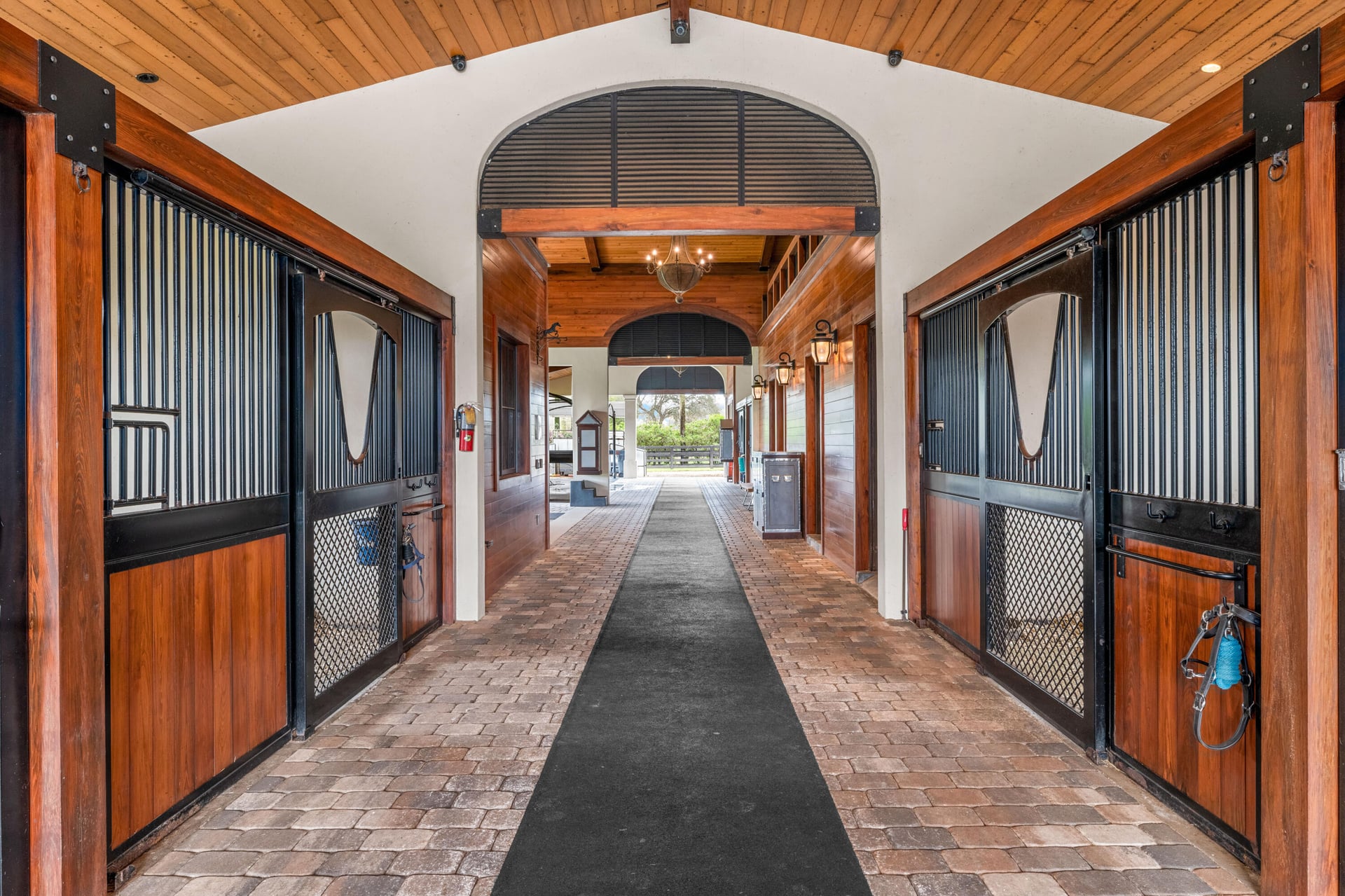 Saddle Trail Park Residence photo 6