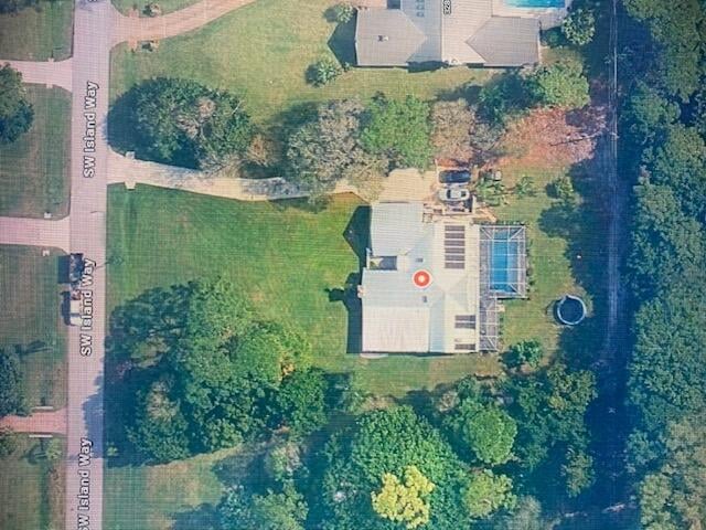 Residence photo 2