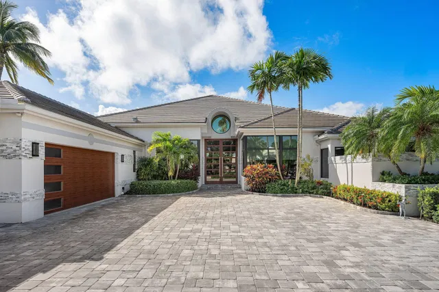 Bocaire Country Club Residence photo 2