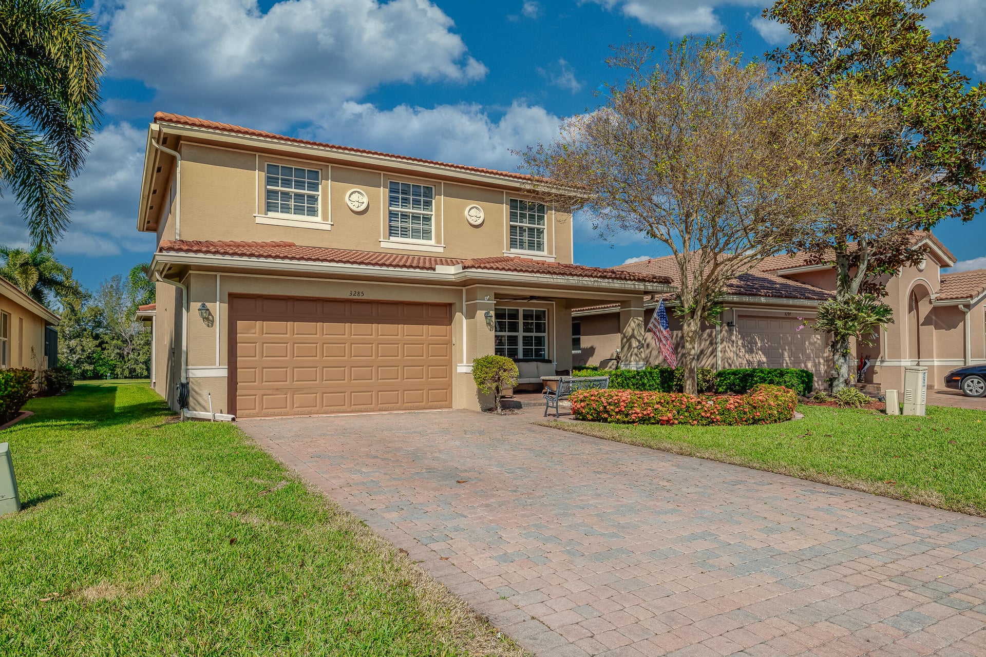 Residence photo 3