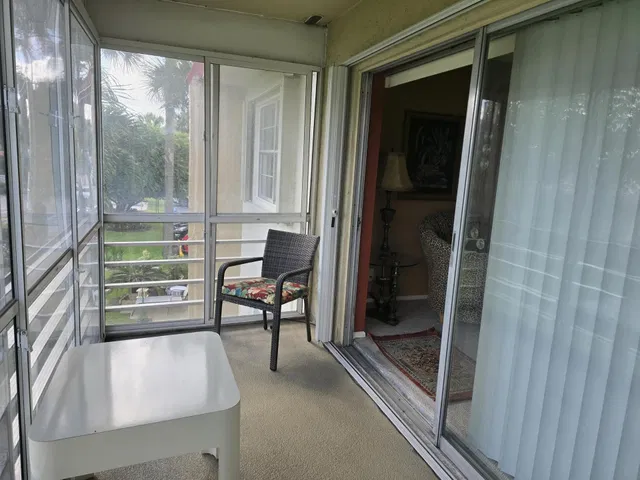  Residence photo 21