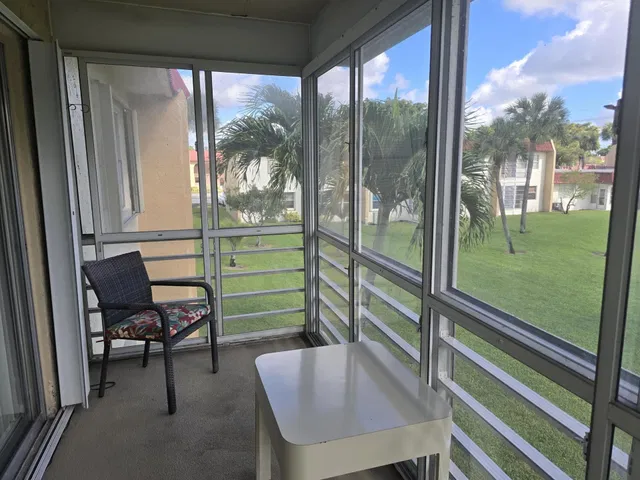  Residence photo 22