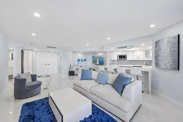 Corniche Singer Island Unit 203 photo 12