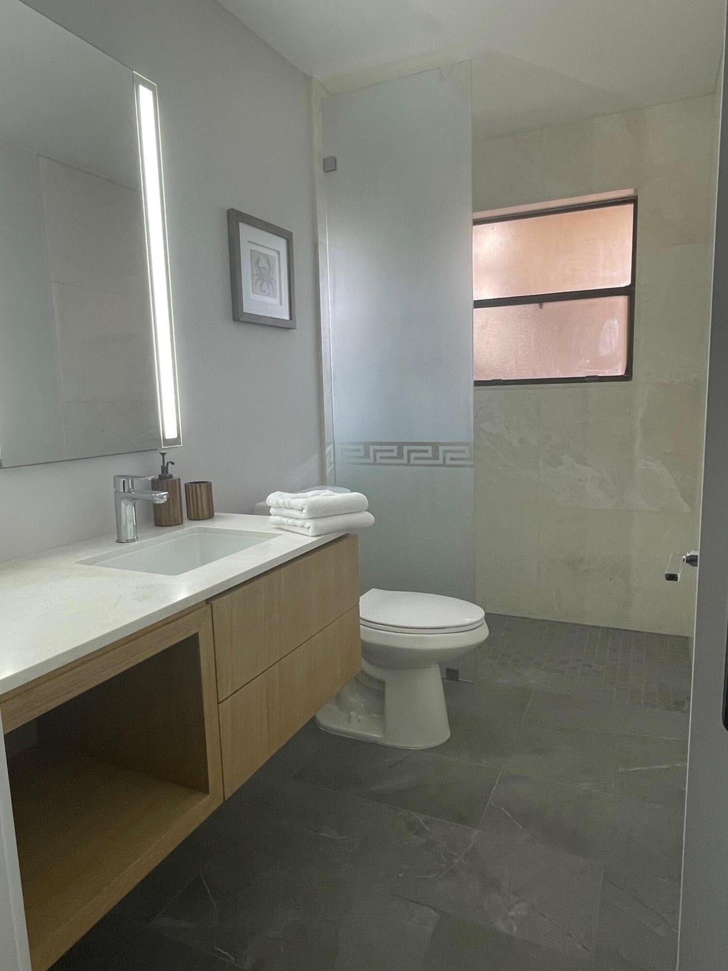  Unit 9 photo 20