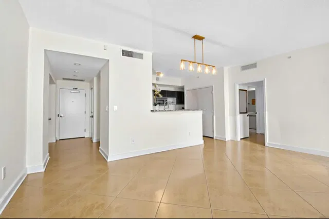 CityPlace South Tower Unit 623 photo 11