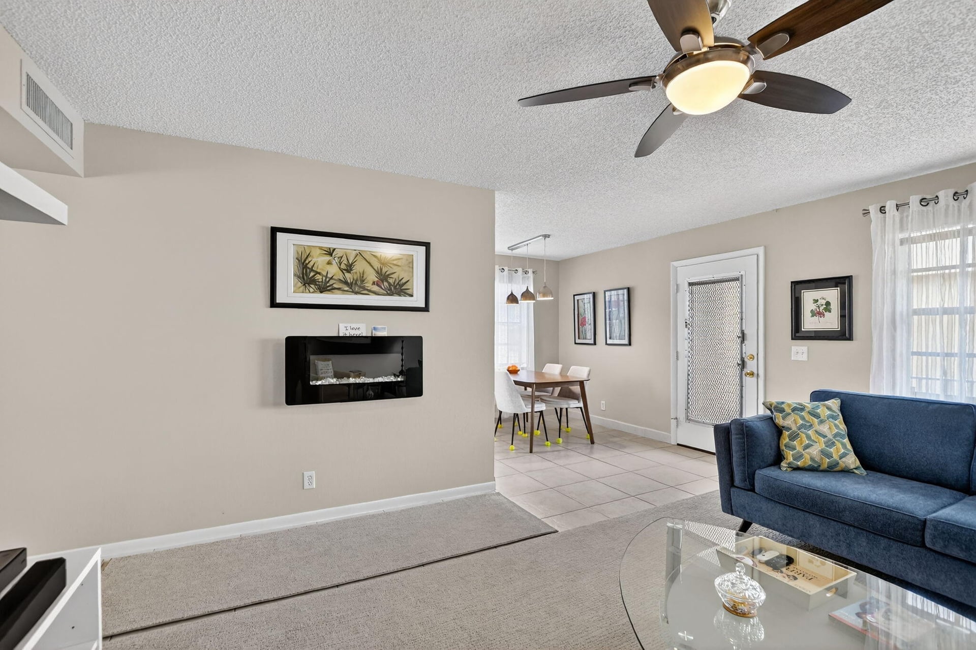 Residence photo 11