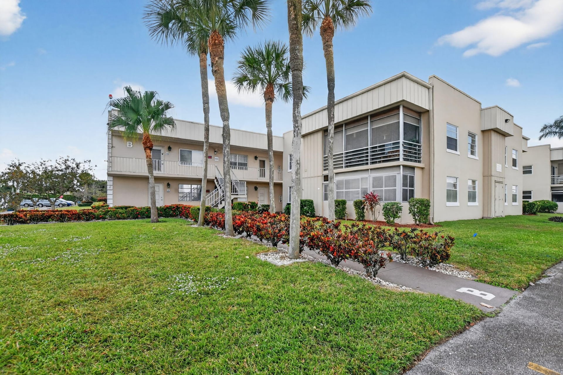Residence photo 31