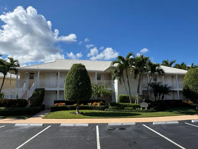 Singer Island Unit 105-106 photo 3